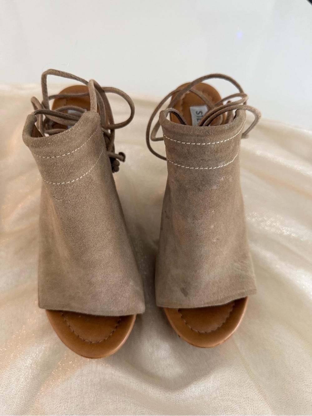 Steve Madden Taupe Suede Open-Toe Lace-Up Heels